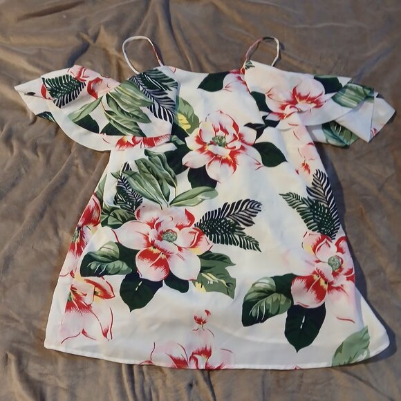 Banana Republic  Women's  White Tropical Floral Flutter Sleeve Top SZ S  GUC - Picture 11 of 11